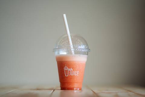 felipe-lopes-fotografia-fotografo-em-osorio-litoral-norte-gaucho-rs-fotos-para-catalogo-e-redes-sociais-de-marca-de-suco-e-smothies-no-roubatinhas-de-atlantida-em-xangri-la'