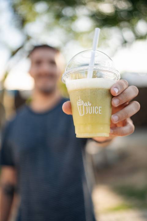felipe-lopes-fotografia-fotografo-em-osorio-litoral-norte-gaucho-rs-fotos-para-catalogo-e-redes-sociais-de-marca-de-suco-e-smothies-no-roubatinhas-de-atlantida-em-xangri-la'