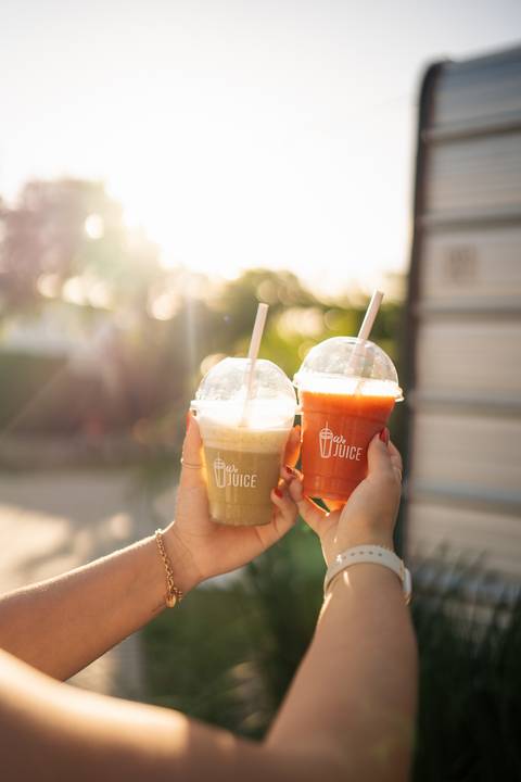 felipe-lopes-fotografia-fotografo-em-osorio-litoral-norte-gaucho-rs-fotos-para-catalogo-e-redes-sociais-de-marca-de-suco-e-smothies-no-roubatinhas-de-atlantida-em-xangri-la'
