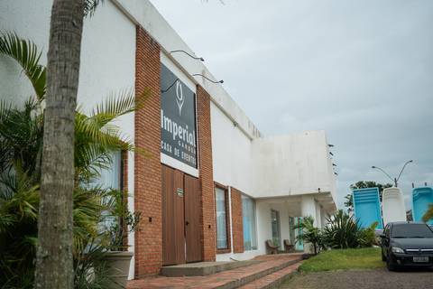felipe-lopes-fotografia-fotografo-em-osorio-litoral-norte-gaucho-rs-casamento-casal-jovem-cristao-cerimonia-evengelica-na-emperial-garden'