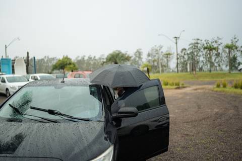 felipe-lopes-fotografia-fotografo-em-osorio-litoral-norte-gaucho-rs-casamento-casal-jovem-cristao-cerimonia-evengelica-na-emperial-garden'