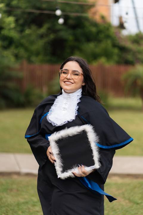 felipe-lopes-fotografia-fotografo-em-osorio-litoral-norte-gaucho-rs-ensaio-de-toga-formatura-turma-de-formandos-de-curso-de-engenharia-de-producao-na-furg-em-santo-antonio-da-patrulha-externo-espontaneo-natureza'