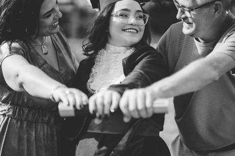 felipe-lopes-fotografia-fotografo-em-osorio-litoral-norte-gaucho-rs-ensaio-de-toga-formatura-turma-de-formandos-de-curso-de-engenharia-de-producao-na-furg-em-santo-antonio-da-patrulha-externo-espontaneo-natureza'