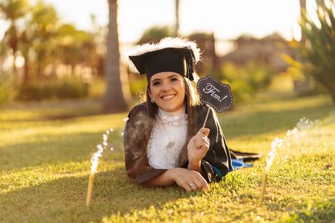 felipe-lopes-fotografia-fotografo-em-osorio-litoral-norte-gaucho-rs-ensaio-de-toga-formatura-turma-de-formandos-de-curso-de-engenharia-de-producao-na-furg-em-santo-antonio-da-patrulha-externo-espontaneo-natureza'