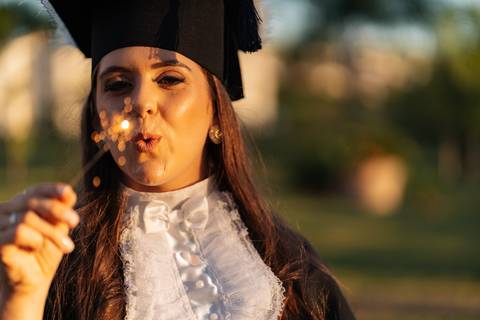 felipe-lopes-fotografia-fotografo-em-osorio-litoral-norte-gaucho-rs-ensaio-de-toga-formatura-turma-de-formandos-de-curso-de-engenharia-de-producao-na-furg-em-santo-antonio-da-patrulha-externo-espontaneo-natureza'