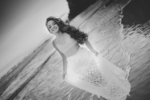 felipe-lopes-fotografia-fotografo-em-osorio-litoral-norte-gaucho-rs-ensaio-de-quinze-anos-15-anos-em-torres-na-praia-por-do-sol'