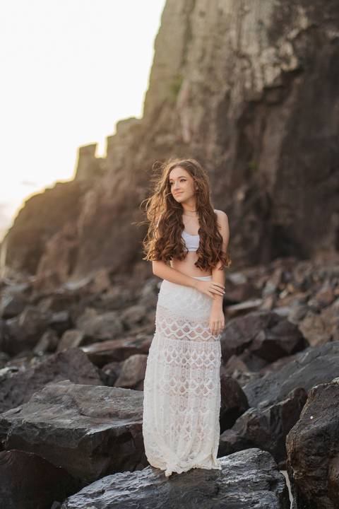 felipe-lopes-fotografia-fotografo-em-osorio-litoral-norte-gaucho-rs-ensaio-de-quinze-anos-15-anos-em-torres-na-praia-por-do-sol'