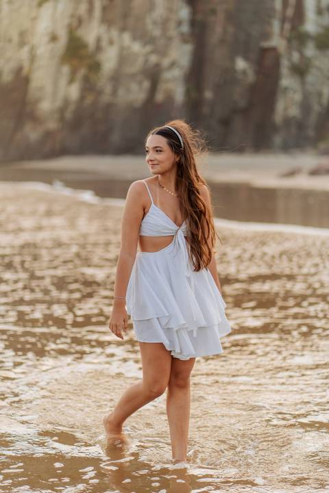 felipe-lopes-fotografia-fotografo-em-osorio-litoral-norte-gaucho-rs-ensaio-de-quinze-anos-15-anos-em-torres-na-praia-por-do-sol'