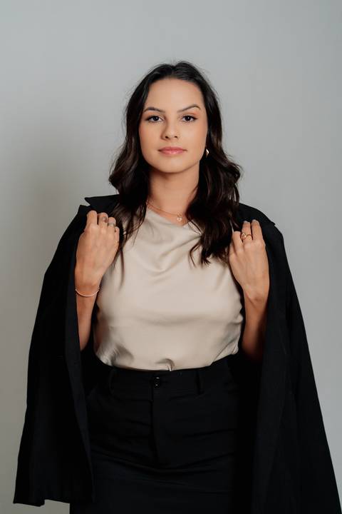 felipe-lopes-fotografia-fotografo-em-osorio-litoral-norte-gaucho-rs-ensaio-empresarial-em-estudio-casal-empreendedor-sun-frame-energia-solar'