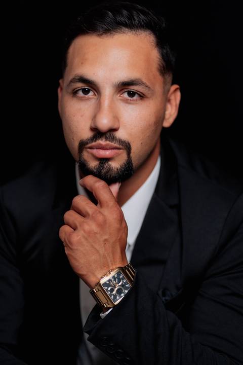 felipe-lopes-fotografia-fotografo-em-osorio-litoral-norte-gaucho-rs-ensaio-empresarial-em-estudio-casal-empreendedor-sun-frame-energia-solar'