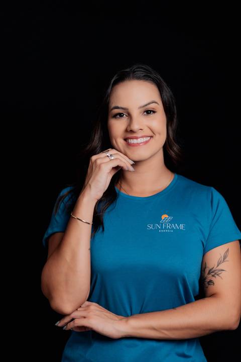 felipe-lopes-fotografia-fotografo-em-osorio-litoral-norte-gaucho-rs-ensaio-empresarial-em-estudio-casal-empreendedor-sun-frame-energia-solar'