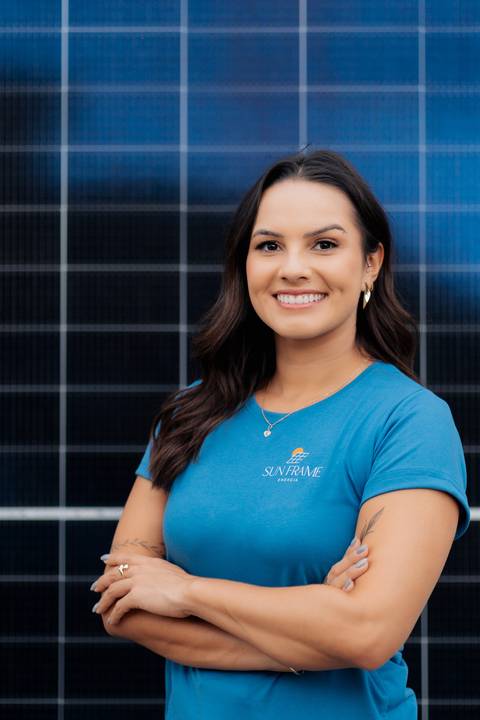 felipe-lopes-fotografia-fotografo-em-osorio-litoral-norte-gaucho-rs-ensaio-empresarial-em-estudio-casal-empreendedor-sun-frame-energia-solar'