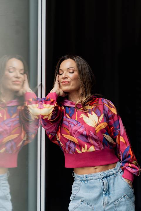 felipe-lopes-fotografia-fotografo-em-osorio-litoral-norte-gaucho-rs-ensaio-empresarial-e-pessoal-de-aniversario-fabi-e-flutua-danca-aerea-em-estudio'