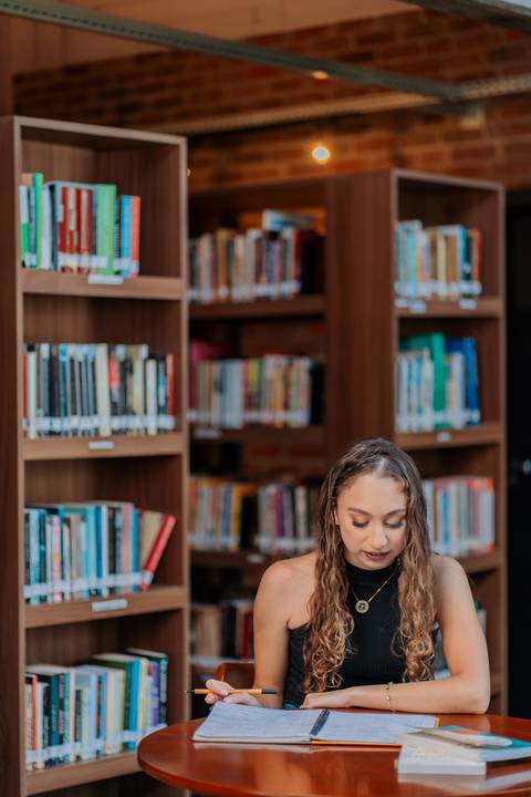 felipe-lopes-fotografia-fotografo-em-osorio-litoral-norte-gaucho-rs-ensaio-empresarial-de-professora-at-e-psicopedagoga'