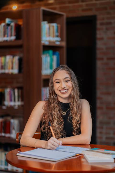 felipe-lopes-fotografia-fotografo-em-osorio-litoral-norte-gaucho-rs-ensaio-empresarial-de-professora-at-e-psicopedagoga'