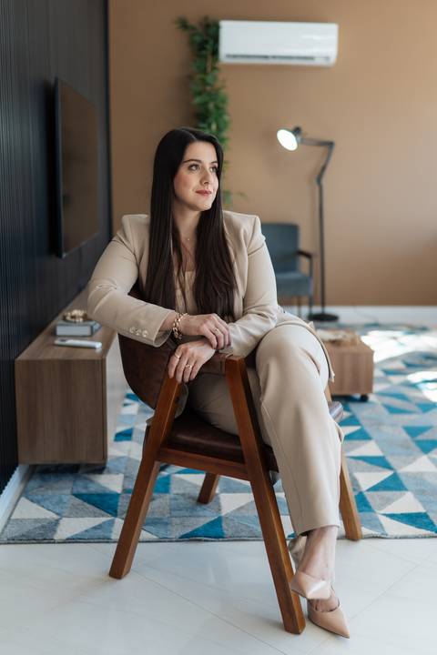 felipe-lopes-fotografia-fotografo-em-osorio-litoral-norte-gaucho-rs-ensaio-empresarial-em-casal-com-estudio-movel-fotos-ambientadas-home-office-renara-nogueira-achadinhos'