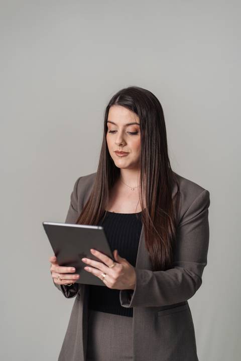 felipe-lopes-fotografia-fotografo-em-osorio-litoral-norte-gaucho-rs-ensaio-empresarial-em-casal-com-estudio-movel-fotos-ambientadas-home-office-renara-nogueira-achadinhos'