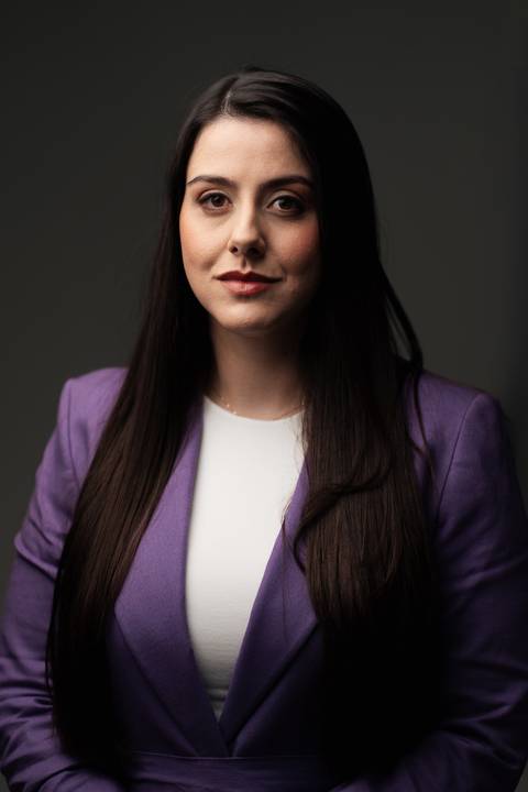 felipe-lopes-fotografia-fotografo-em-osorio-litoral-norte-gaucho-rs-ensaio-empresarial-em-casal-com-estudio-movel-fotos-ambientadas-home-office-renara-nogueira-achadinhos'