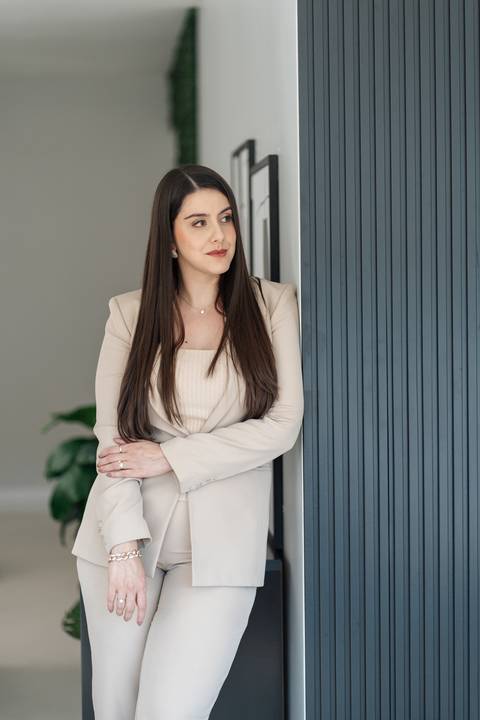 felipe-lopes-fotografia-fotografo-em-osorio-litoral-norte-gaucho-rs-ensaio-empresarial-em-casal-com-estudio-movel-fotos-ambientadas-home-office-renara-nogueira-achadinhos'