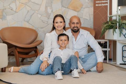 felipe-lopes-fotografia-fotografo-em-osorio-litoral-norte-gaucho-rs-ensaio-fotografico-de-familia-com-crianca-retratos-espontaneos-em-casa'