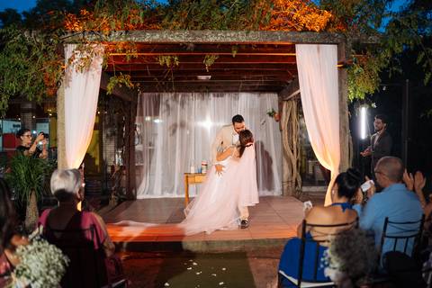 felipe-lopes-fotografia-fotografo-em-osorio-litoral-norte-gaucho-rs-cerimonia-de-casamento-externa-no-por-do-sol-natureza-em-novo-hamburgo-no-recanto-bueno'