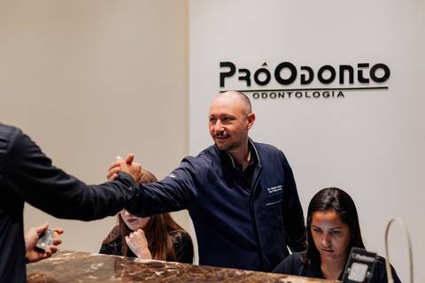 felipe-lopes-fotografia-fotografo-em-osorio-litoral-norte-gaucho-rs-ensaio-empresaril-equipe-clinica-odontologica-em-sapao-da-canoa'