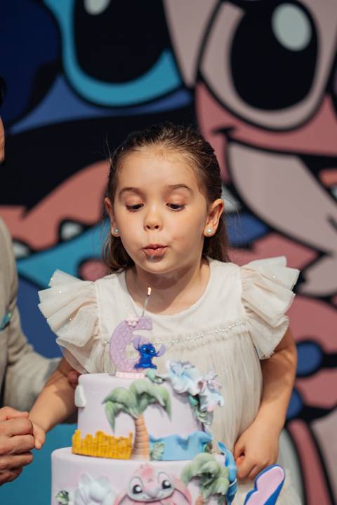 felipe-lopes-fotografia-fotografo-em-osorio-litoral-norte-gaucho-rs-festa-infantil-de-6-anos-meninas-gemeas-na-casa-de-festas-ioio-em-porto-alegre-decoracao-stitch'