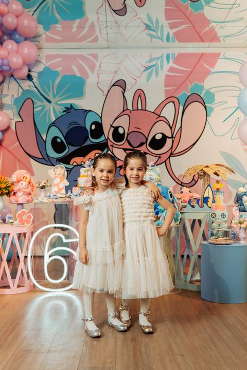 felipe-lopes-fotografia-fotografo-em-osorio-litoral-norte-gaucho-rs-festa-infantil-de-6-anos-meninas-gemeas-na-casa-de-festas-ioio-em-porto-alegre-decoracao-stitch'