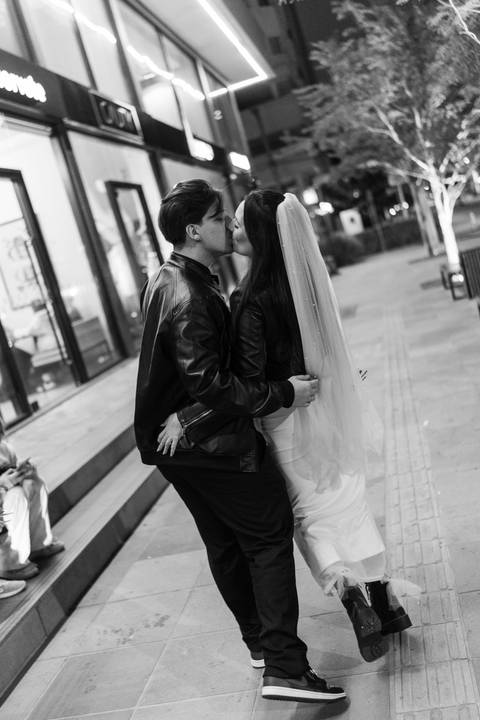 felipe-lopes-fotografia-fotografo-em-osorio-litoral-norte-gaucho-rs-ensaio-de-casamento-pre-wedding-em-torres-urbano-e-natureza-casal-jovem'