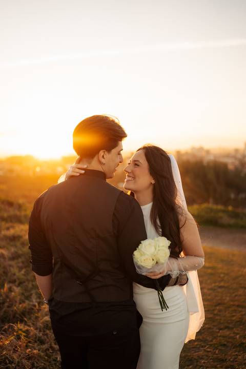 felipe-lopes-fotografia-fotografo-em-osorio-litoral-norte-gaucho-rs-ensaio-de-casamento-pre-wedding-em-torres-urbano-e-natureza-casal-jovem'
