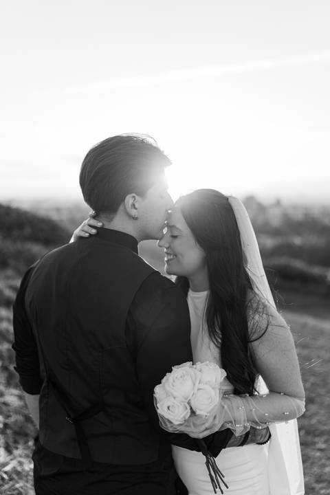 felipe-lopes-fotografia-fotografo-em-osorio-litoral-norte-gaucho-rs-ensaio-de-casamento-pre-wedding-em-torres-urbano-e-natureza-casal-jovem'