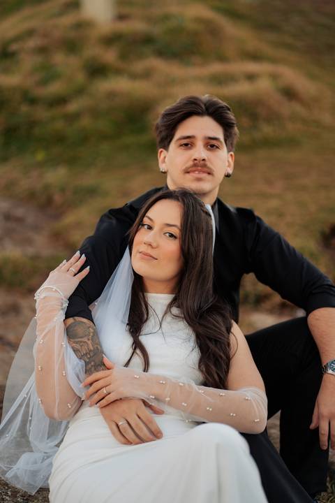 felipe-lopes-fotografia-fotografo-em-osorio-litoral-norte-gaucho-rs-ensaio-de-casamento-pre-wedding-em-torres-urbano-e-natureza-casal-jovem'