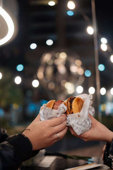 felipe-lopes-fotografia-fotografo-em-osorio-litoral-norte-gaucho-rs-ensaio-de-casamento-pre-wedding-em-torres-urbano-e-natureza-casal-jovem'