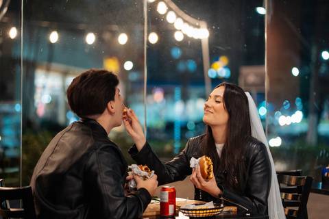 felipe-lopes-fotografia-fotografo-em-osorio-litoral-norte-gaucho-rs-ensaio-de-casamento-pre-wedding-em-torres-urbano-e-natureza-casal-jovem'