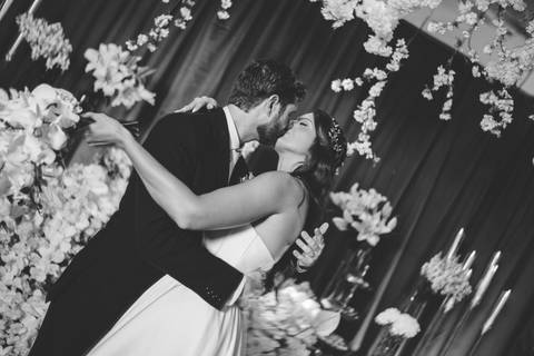 felipe-lopes-fotografia-fotografo-em-osorio-litoral-norte-gaucho-rs-cobertura-de-casamento-em-capao-da-canoa-making-of-dos-noivos-cerimonia-na-igreja-catolica-e-festa-na-saba-em-atlantida'