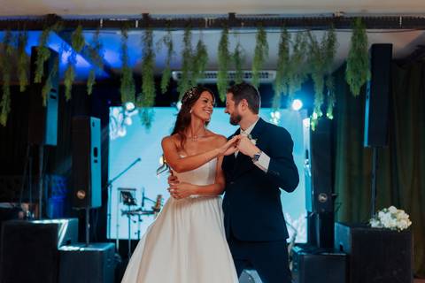felipe-lopes-fotografia-fotografo-em-osorio-litoral-norte-gaucho-rs-cobertura-de-casamento-em-capao-da-canoa-making-of-dos-noivos-cerimonia-na-igreja-catolica-e-festa-na-saba-em-atlantida'
