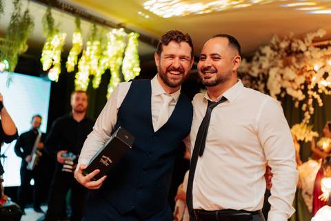 felipe-lopes-fotografia-fotografo-em-osorio-litoral-norte-gaucho-rs-cobertura-de-casamento-em-capao-da-canoa-making-of-dos-noivos-cerimonia-na-igreja-catolica-e-festa-na-saba-em-atlantida'