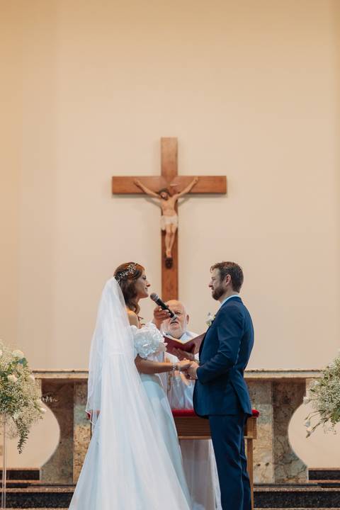 felipe-lopes-fotografia-fotografo-em-osorio-litoral-norte-gaucho-rs-cobertura-de-casamento-em-capao-da-canoa-making-of-dos-noivos-cerimonia-na-igreja-catolica-e-festa-na-saba-em-atlantida'