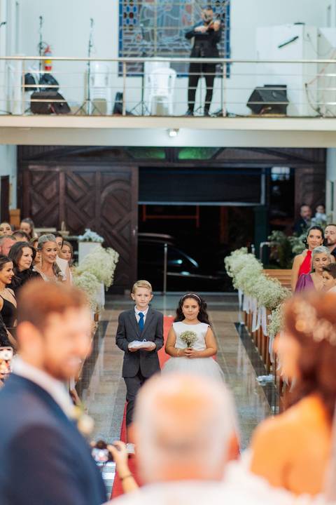 felipe-lopes-fotografia-fotografo-em-osorio-litoral-norte-gaucho-rs-cobertura-de-casamento-em-capao-da-canoa-making-of-dos-noivos-cerimonia-na-igreja-catolica-e-festa-na-saba-em-atlantida'