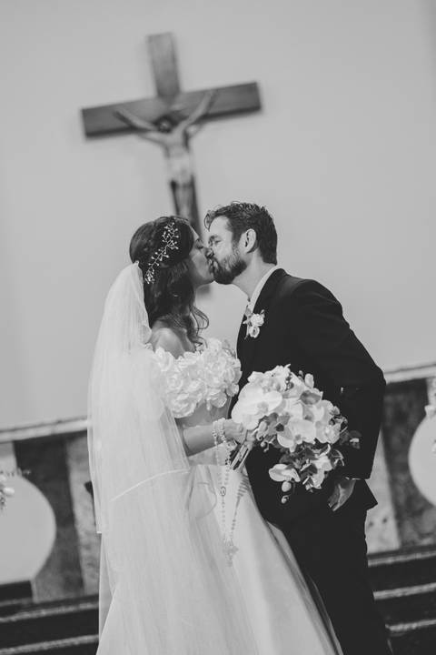 felipe-lopes-fotografia-fotografo-em-osorio-litoral-norte-gaucho-rs-cobertura-de-casamento-em-capao-da-canoa-making-of-dos-noivos-cerimonia-na-igreja-catolica-e-festa-na-saba-em-atlantida'