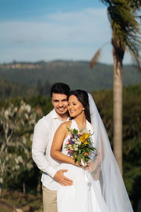 felipe-lopes-fotografia-fotografo-em-osorio-litoral-norte-gaucho-rs-ensaio-de-pre-wedding-pre-casamento-save-the-date-externo-por-do-sol-cabanas-aurora-em-santo-antonio-da-patrulha-morro-natureza-leve-descontraido-espontaneo-casal-de-noivos'