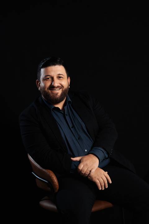 felipe-lopes-fotografia-fotografo-em-osorio-litoral-norte-gaucho-rs-ensaio-empresarial-retratos-equipe-loja-de-carros-em-tramandai-montana-veiculos'