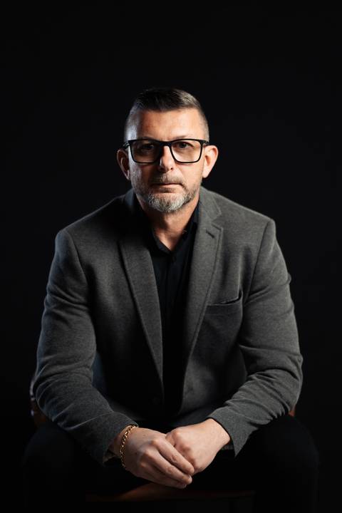 felipe-lopes-fotografia-fotografo-em-osorio-litoral-norte-gaucho-rs-ensaio-empresarial-retratos-equipe-loja-de-carros-em-tramandai-montana-veiculos'