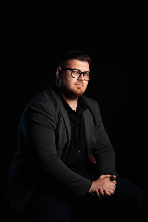 felipe-lopes-fotografia-fotografo-em-osorio-litoral-norte-gaucho-rs-ensaio-empresarial-retratos-equipe-loja-de-carros-em-tramandai-montana-veiculos'