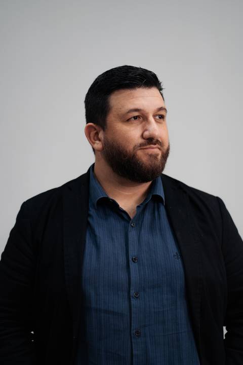 felipe-lopes-fotografia-fotografo-em-osorio-litoral-norte-gaucho-rs-ensaio-empresarial-retratos-equipe-loja-de-carros-em-tramandai-montana-veiculos'