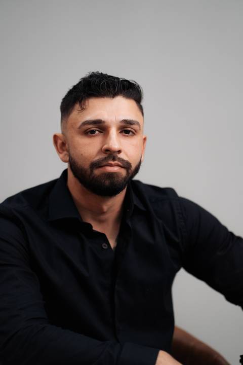 felipe-lopes-fotografia-fotografo-em-osorio-litoral-norte-gaucho-rs-ensaio-empresarial-retratos-equipe-loja-de-carros-em-tramandai-montana-veiculos'