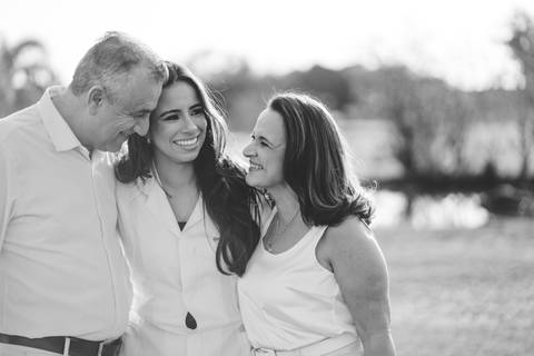 felipe-lopes-fotografia-fotografo-em-osorio-litoral-norte-gaucho-rs-ensaio-de-toga-de-formatura-medicina-externo-por-do-sol-golden-hour-em-santo-antonio-da-patrulha'