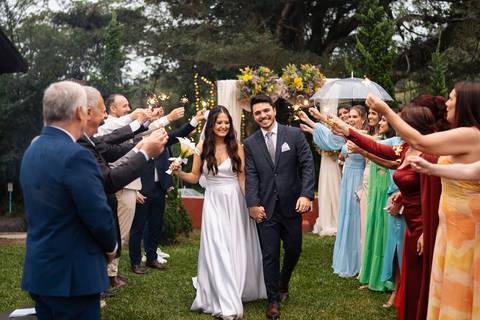 felipe-lopes-fotografia-fotografo-em-osorio-litoral-norte-gaucho-rs-cerimonia-de-casamento-intimista-externo-natureza-noivos-jovens'