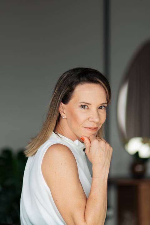 felipe-lopes-fotografia-fotografo-em-osorio-rio-grande-do-sul-litoral-norte-ensaio-empresarial-em-casa-dra-betania-ginecologista-em-santo-antonio-da-patrulha-retratos-profissionais-espontaneos'