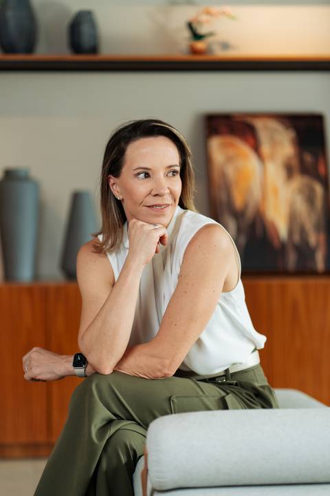 felipe-lopes-fotografia-fotografo-em-osorio-rio-grande-do-sul-litoral-norte-ensaio-empresarial-em-casa-dra-betania-ginecologista-em-santo-antonio-da-patrulha-retratos-profissionais-espontaneos'